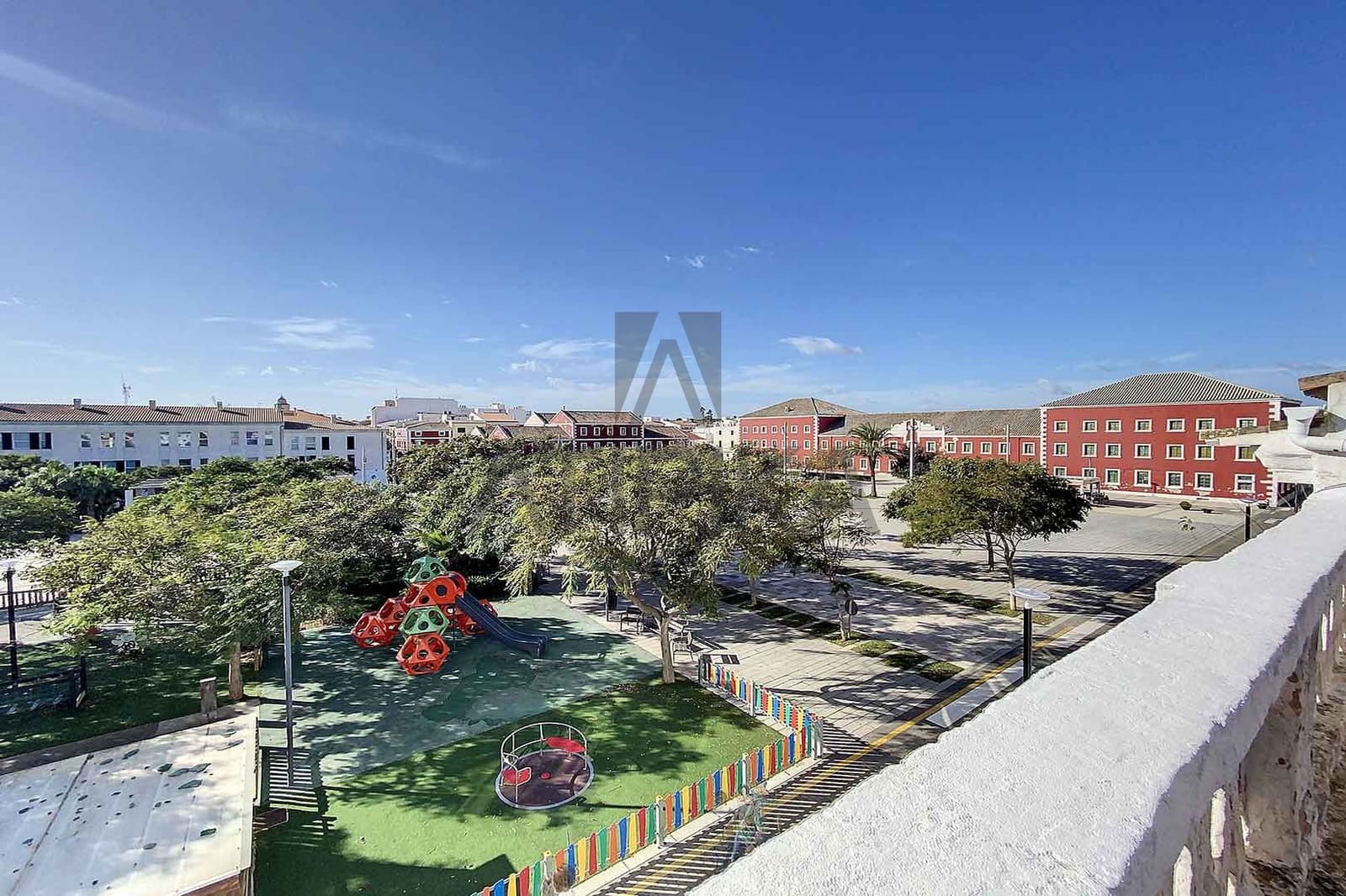 6 bedroom Villa for sale in Es Castell - € 520,000 (Ref: 9941386)