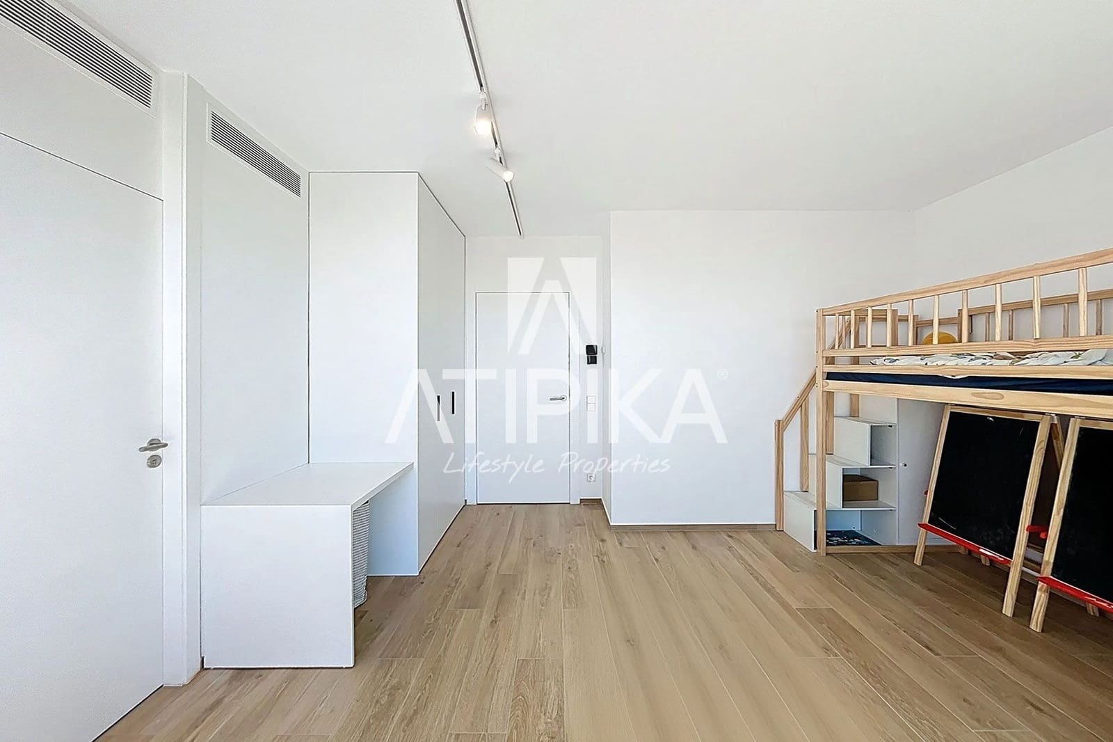 5 soveværelse Villa til salg i Cabrils med swimmingpool - € 2.100.000 (Ref: 9941388)