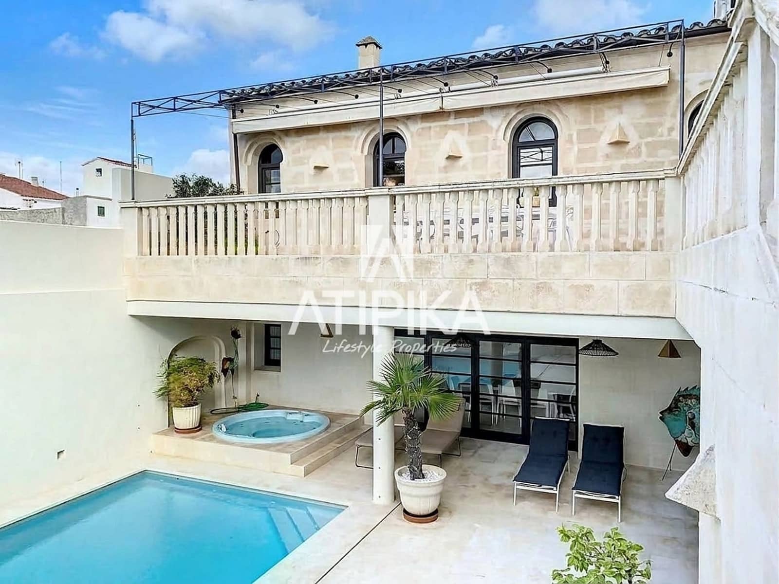Chalet de 5 habitaciones en Mahón / Maó en venta con piscina garaje - 3.500.000 € (Ref: 9941389)