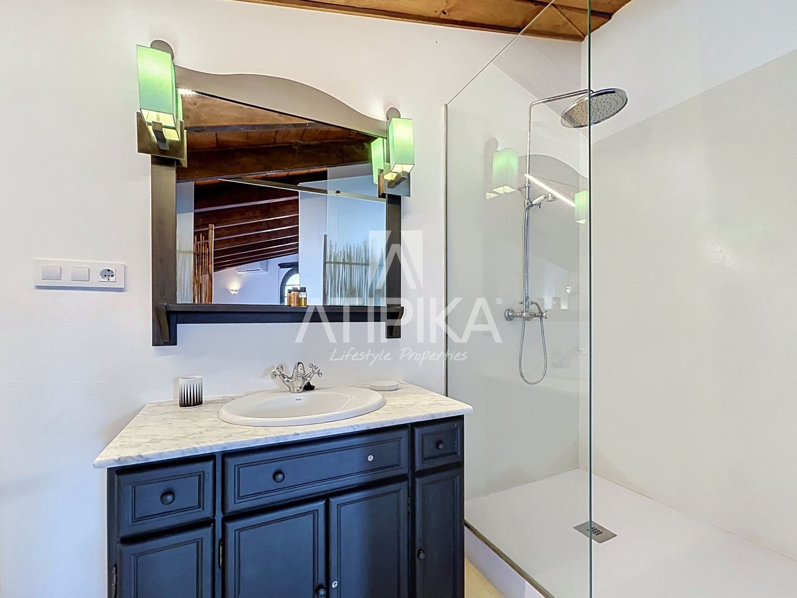 Chalet de 5 habitaciones en Mahón / Maó en venta con piscina garaje - 3.500.000 € (Ref: 9941389)