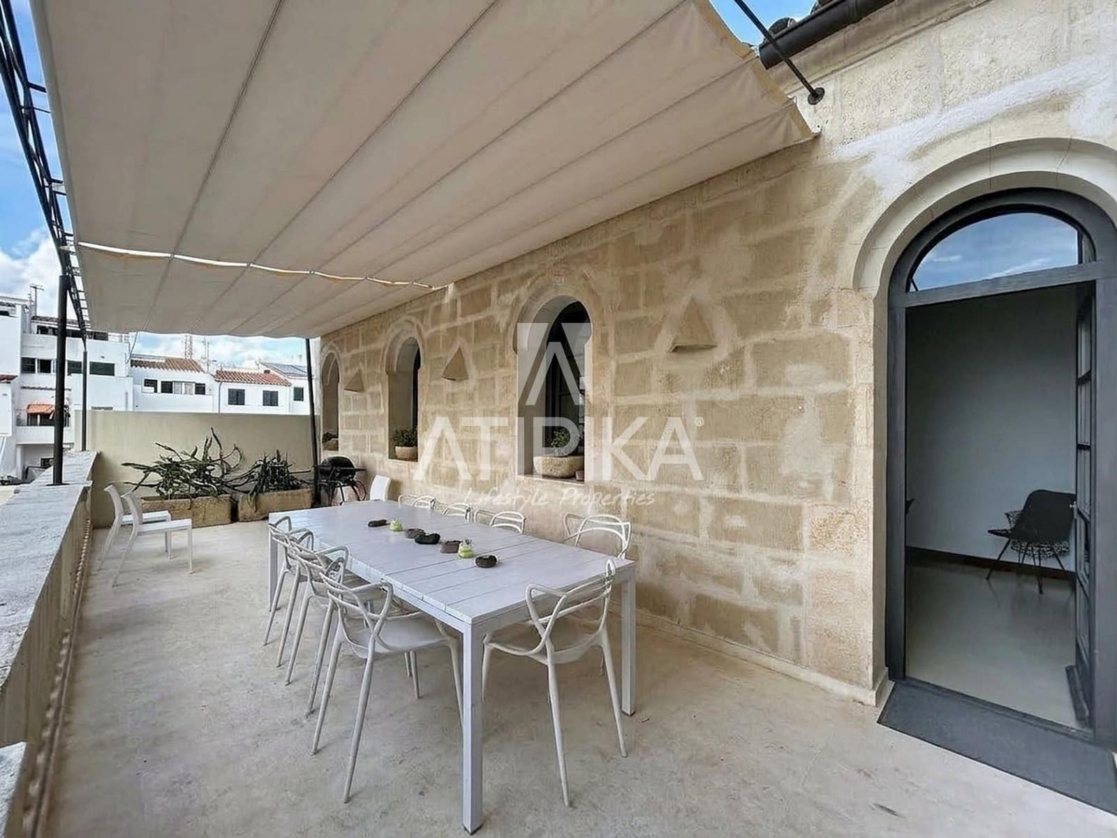 Chalet de 5 habitaciones en Mahón / Maó en venta con piscina garaje - 3.500.000 € (Ref: 9941389)
