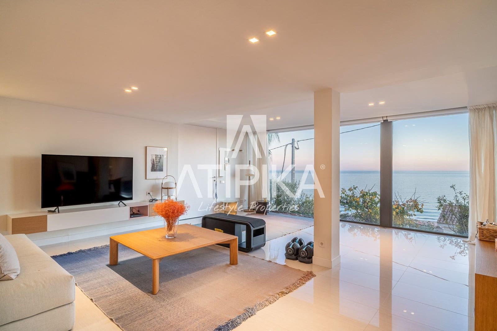 6 sypialnia Willa na sprzedaż w Les Botigues de Sitges z basenem - 2 550 000 € (Ref: 9941390)