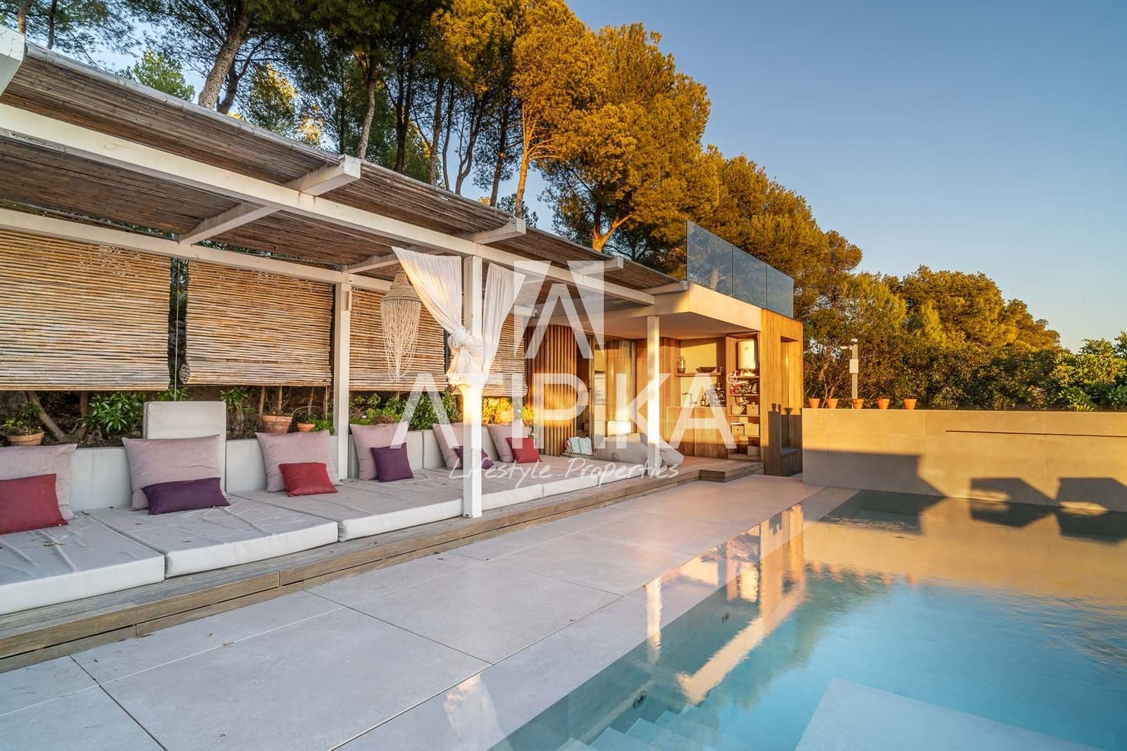 6 sypialnia Willa na sprzedaż w Les Botigues de Sitges z basenem - 2 550 000 € (Ref: 9941390)