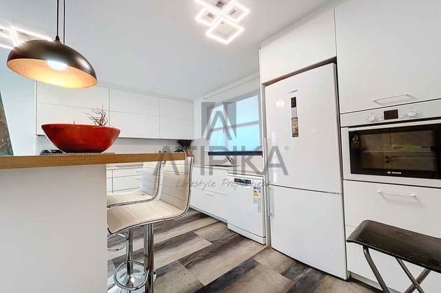 5 Zimmer Villa zu verkaufen in Castelldefels - 1.390.000 € (Ref: 9941391)