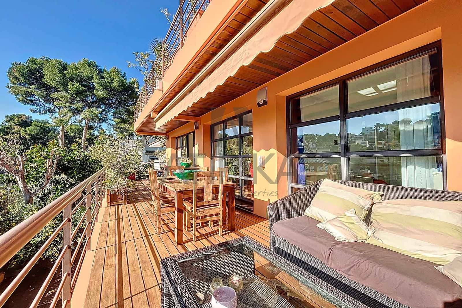 5 Zimmer Villa zu verkaufen in Castelldefels - 1.390.000 € (Ref: 9941391)