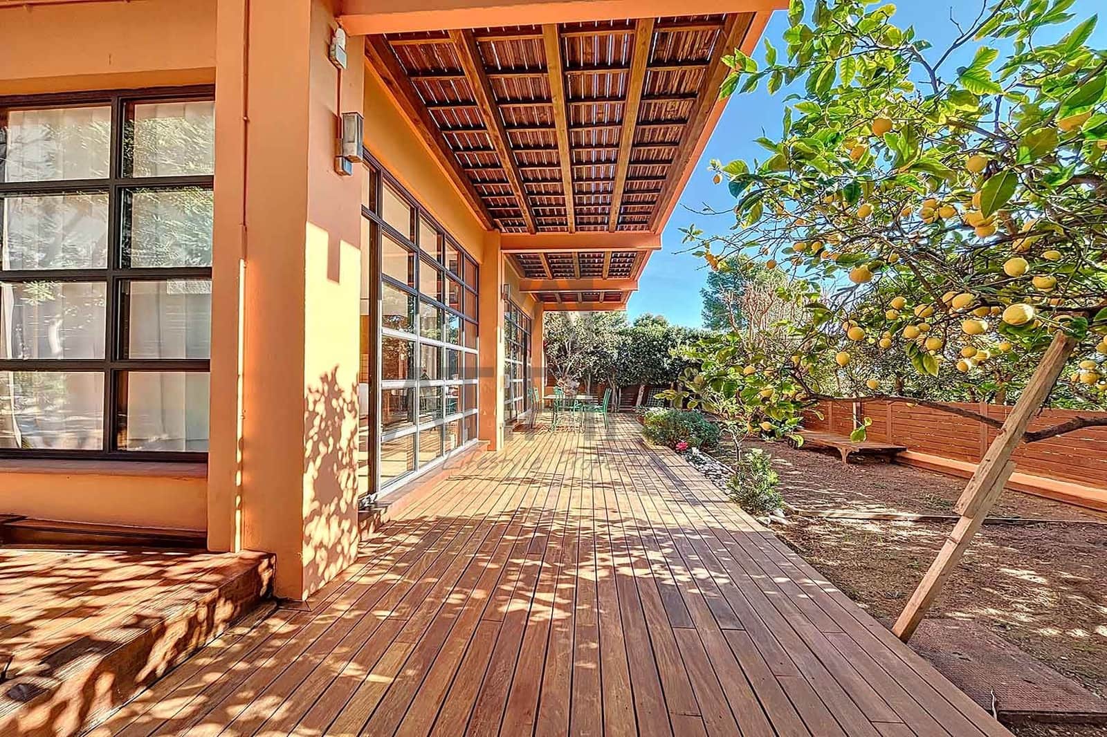 5 Zimmer Villa zu verkaufen in Castelldefels - 1.390.000 € (Ref: 9941391)