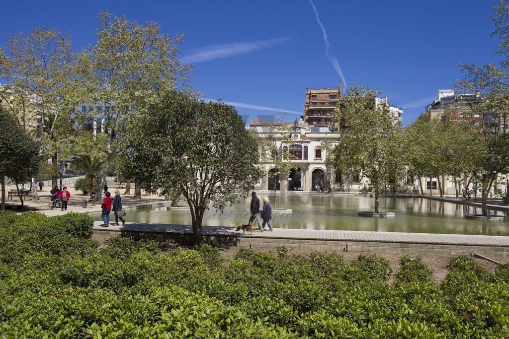 2 sovrum Lägenhet till salu i Barcelona stad med pool - 630 000 € (Ref: 9941398)