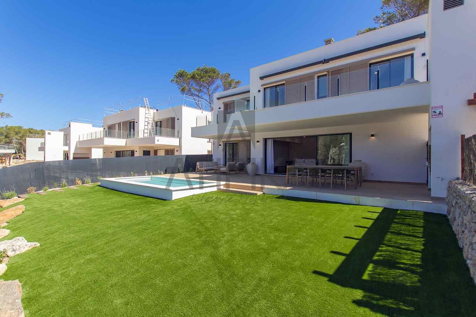 3 bedroom Villa for sale in Son Parc with pool - € 661,500 (Ref: 9941400)