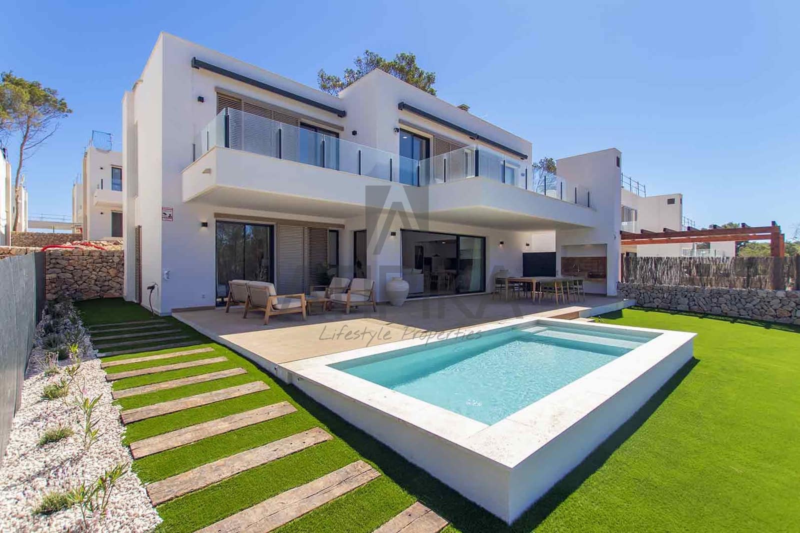 3 bedroom Villa for sale in Son Parc with pool - € 661,500 (Ref: 9941400)