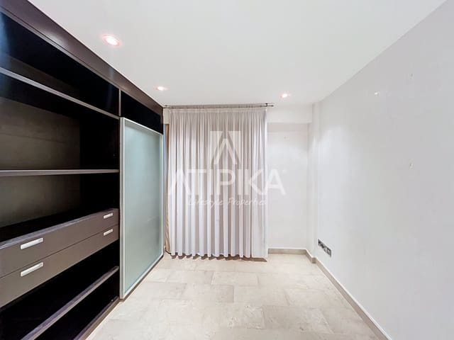 4 chambre Appartement à vendre à Mahón / Maó - 585 000 € (Ref: 9941403)