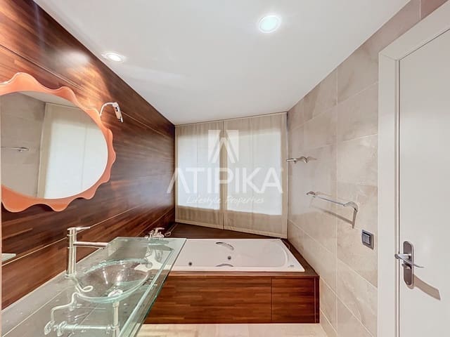 4 chambre Appartement à vendre à Mahón / Maó - 585 000 € (Ref: 9941403)
