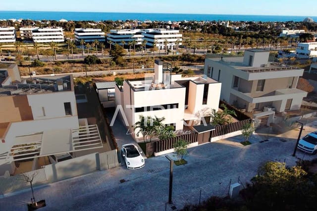 4 makuuhuone Huvila myytävänä paikassa Sitges mukana uima-altaan - 2 690 000 € (Ref: 9941404)