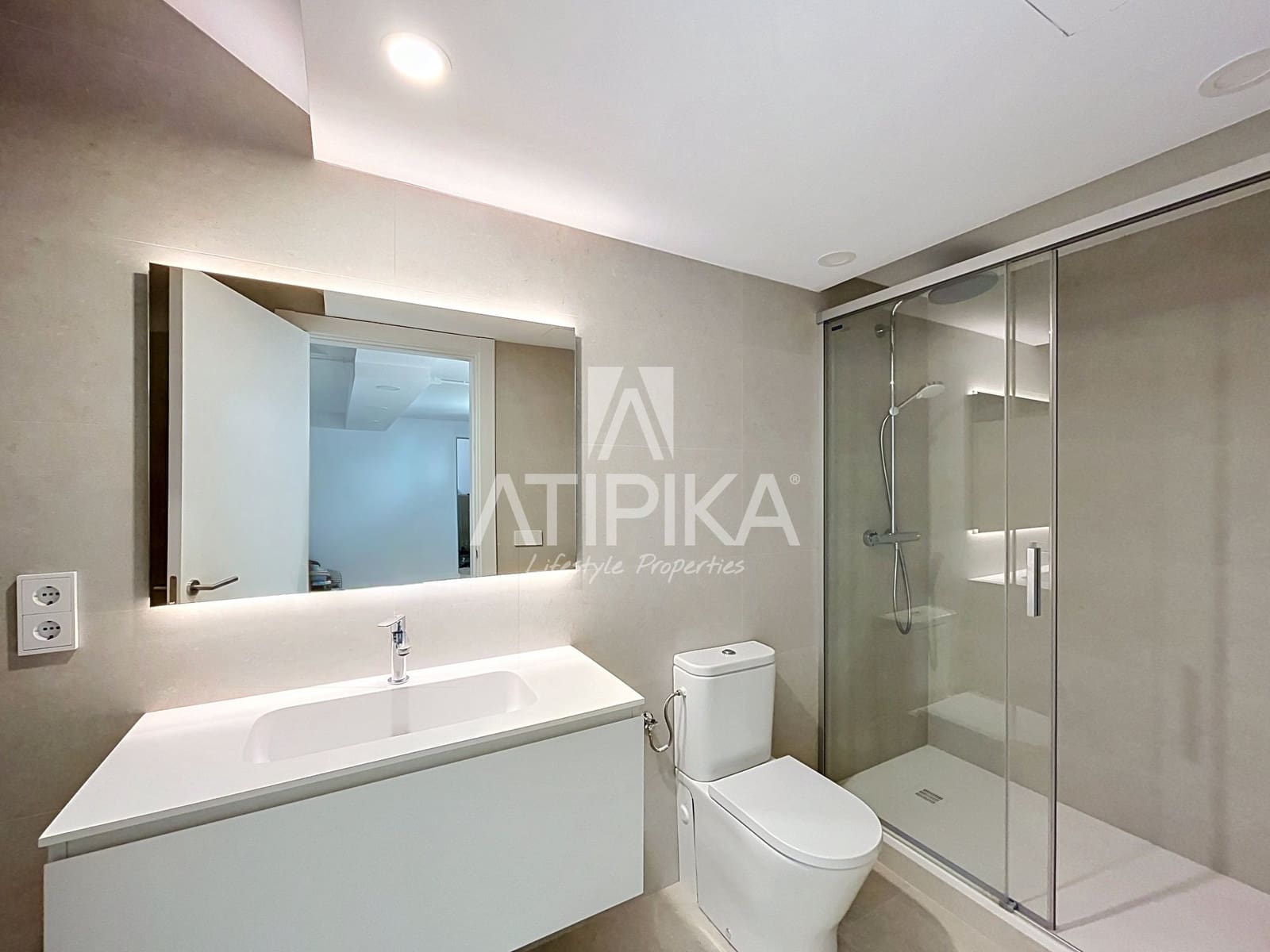 4 quarto Moradia para venda em Sitges com piscina garagem - 2 490 000 € (Ref: 9941404)