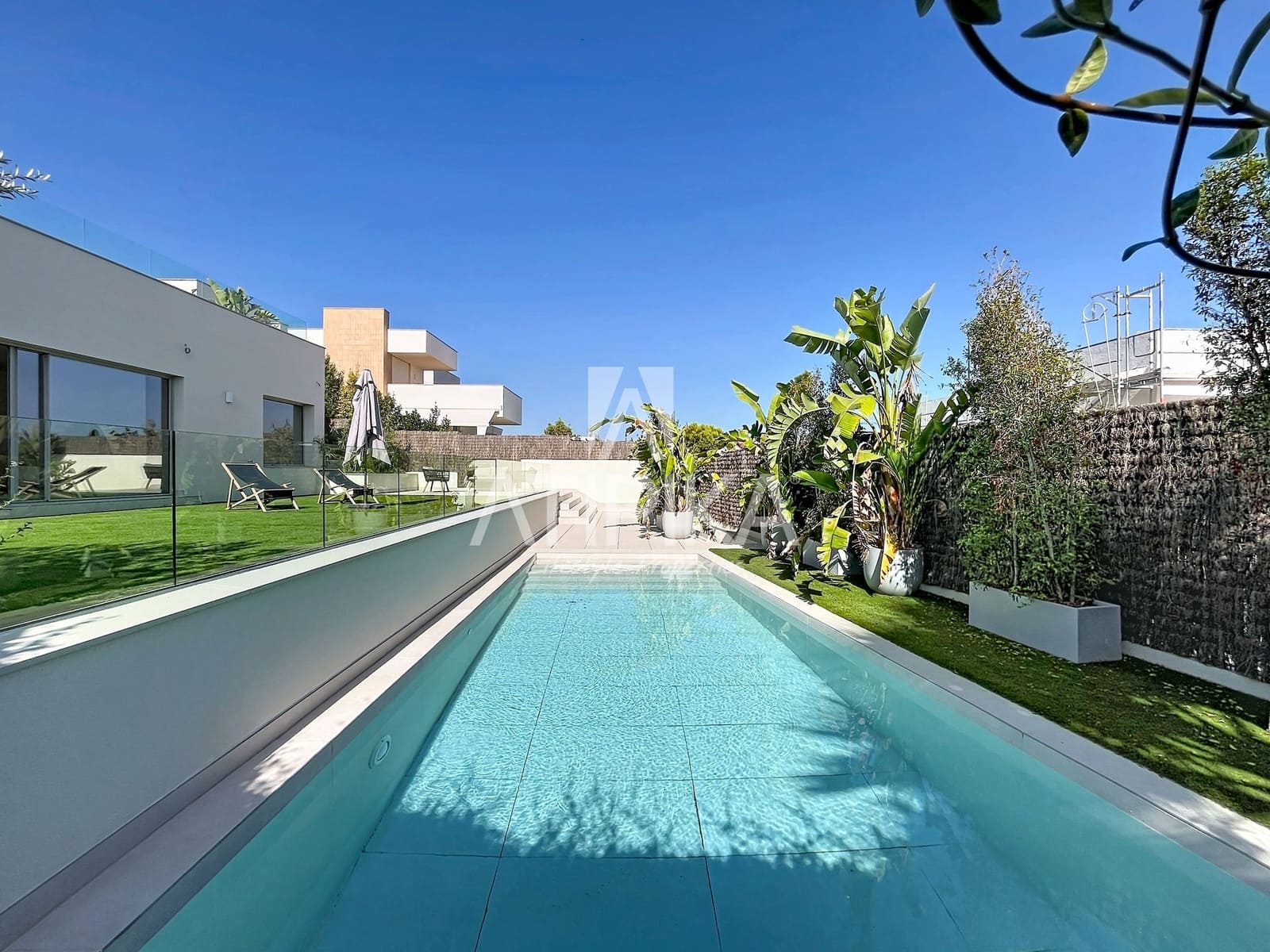 4 quarto Moradia para venda em Sitges com piscina garagem - 2 490 000 € (Ref: 9941404)