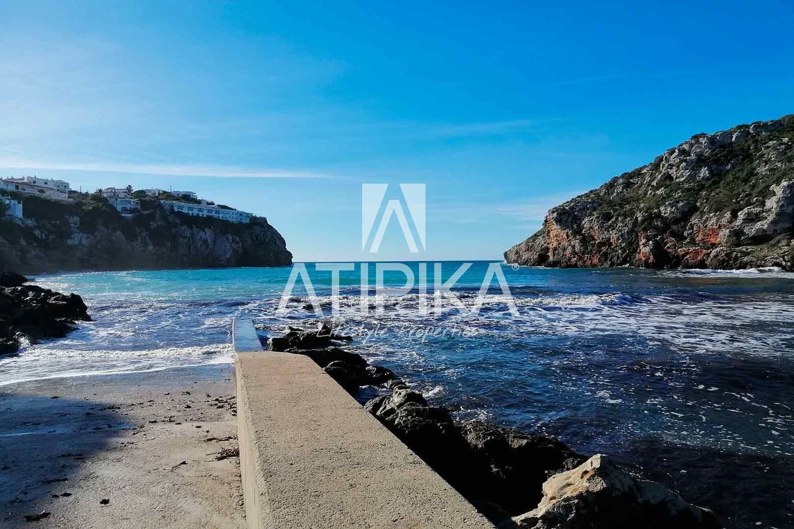 4 bedroom Villa for sale in Cala'n Porter with pool - € 925,000 (Ref: 9941406)