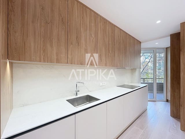 3 soveværelse Lejlighed til salg i Barcelona by - € 1.225.000 (Ref: 9941409)