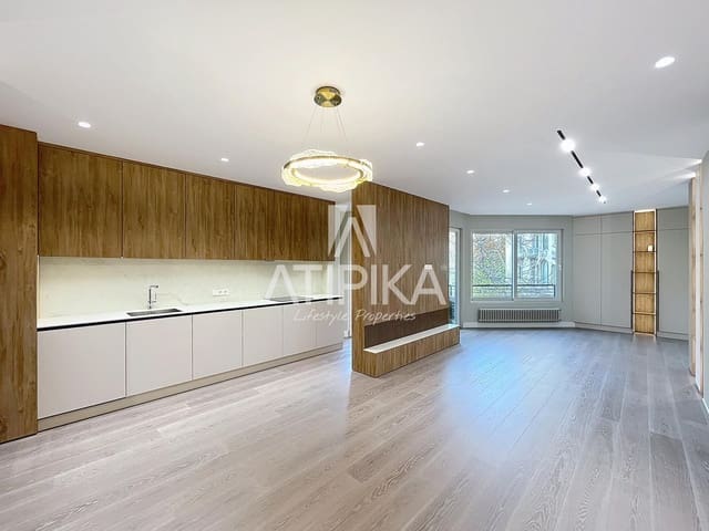 3 soveværelse Lejlighed til salg i Barcelona by - € 1.225.000 (Ref: 9941409)