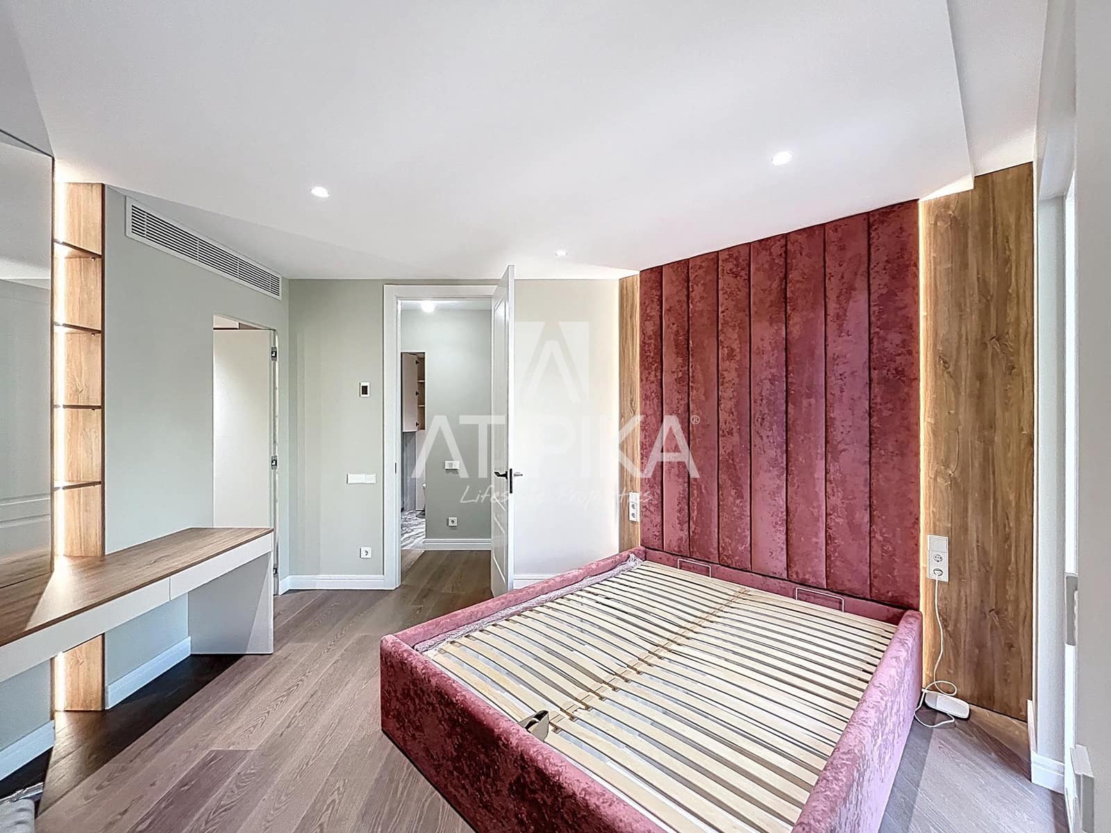 3 bedroom Apartment for sale in Barcelona city - € 1,225,000 (Ref: 9941409)