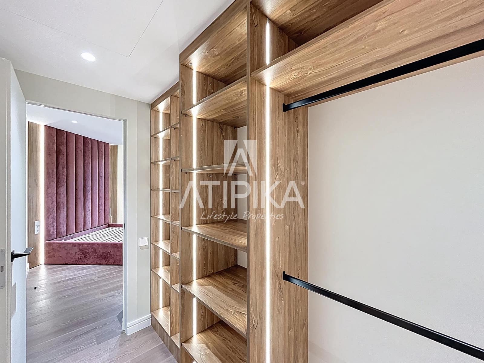 3 bedroom Apartment for sale in Barcelona city - € 1,225,000 (Ref: 9941409)