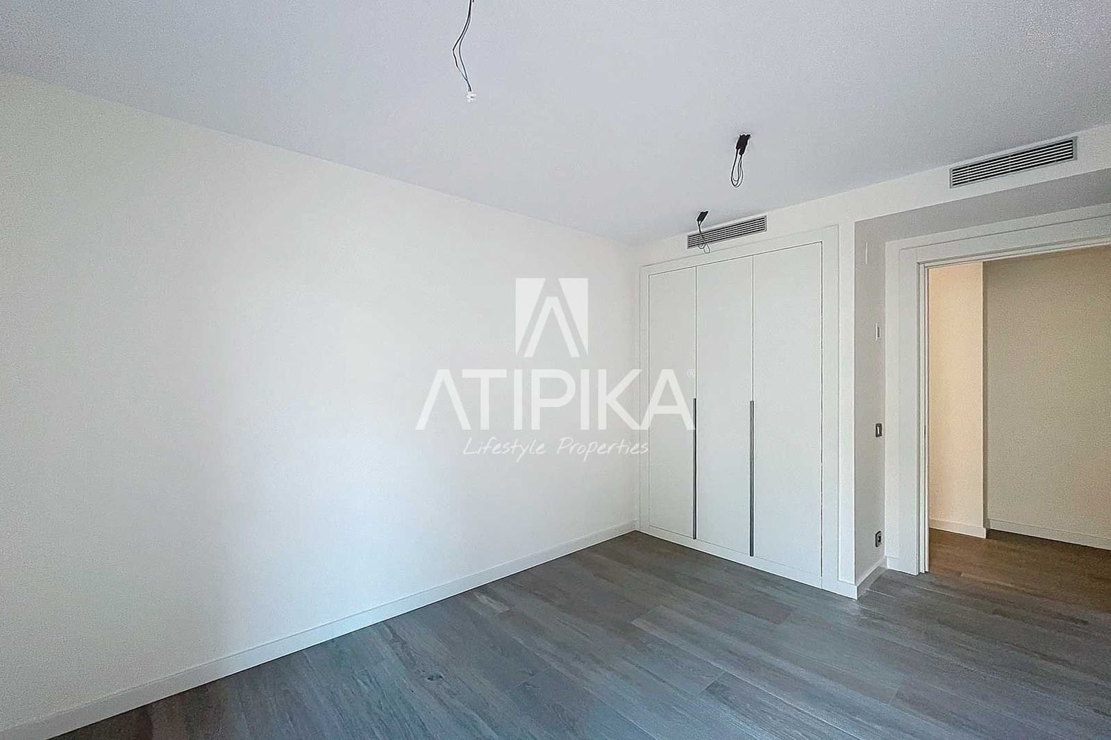 4 slaapkamer Penthouse te koop in Esplugues de Llobregat met zwembad - € 2.211.000 (Ref: 9941410)