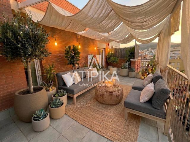 4 Zimmer Penthouse zu verkaufen in Castelldefels mit Garage - 895.000 € (Ref: 9941411)
