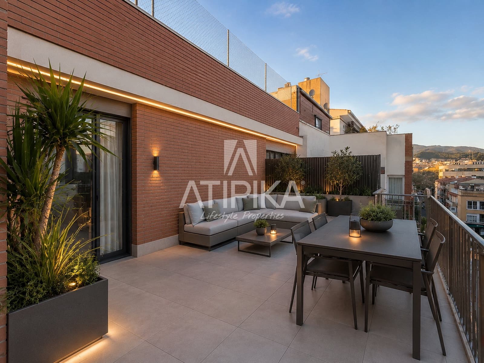 4 bedroom Penthouse for sale in Castelldefels with garage - € 895,000 (Ref: 9941411)