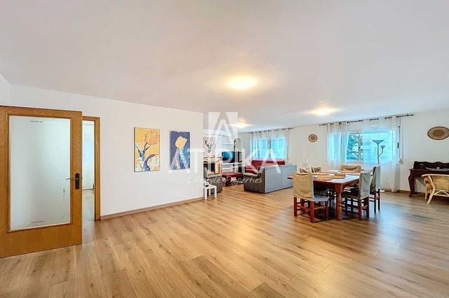 7 soveværelse Villa til salg i Montgoda, Lloret de Mar med swimmingpool - € 840.000 (Ref: 9941414)