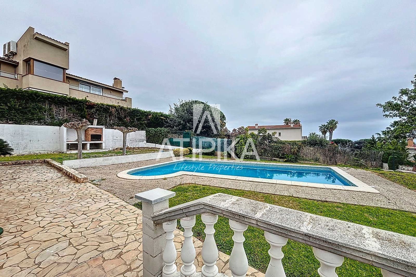 7 soveværelse Villa til salg i Lloret de Mar med swimmingpool - € 840.000 (Ref: 9941414)