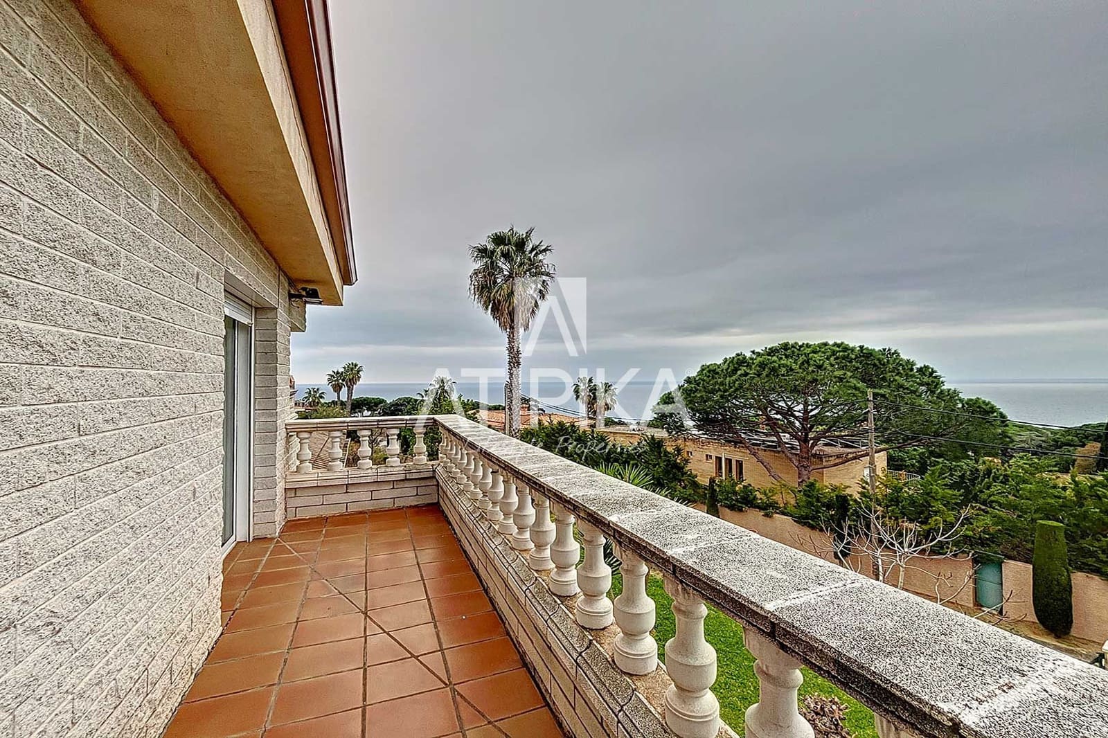 7 soveværelse Villa til salg i Lloret de Mar med swimmingpool - € 840.000 (Ref: 9941414)