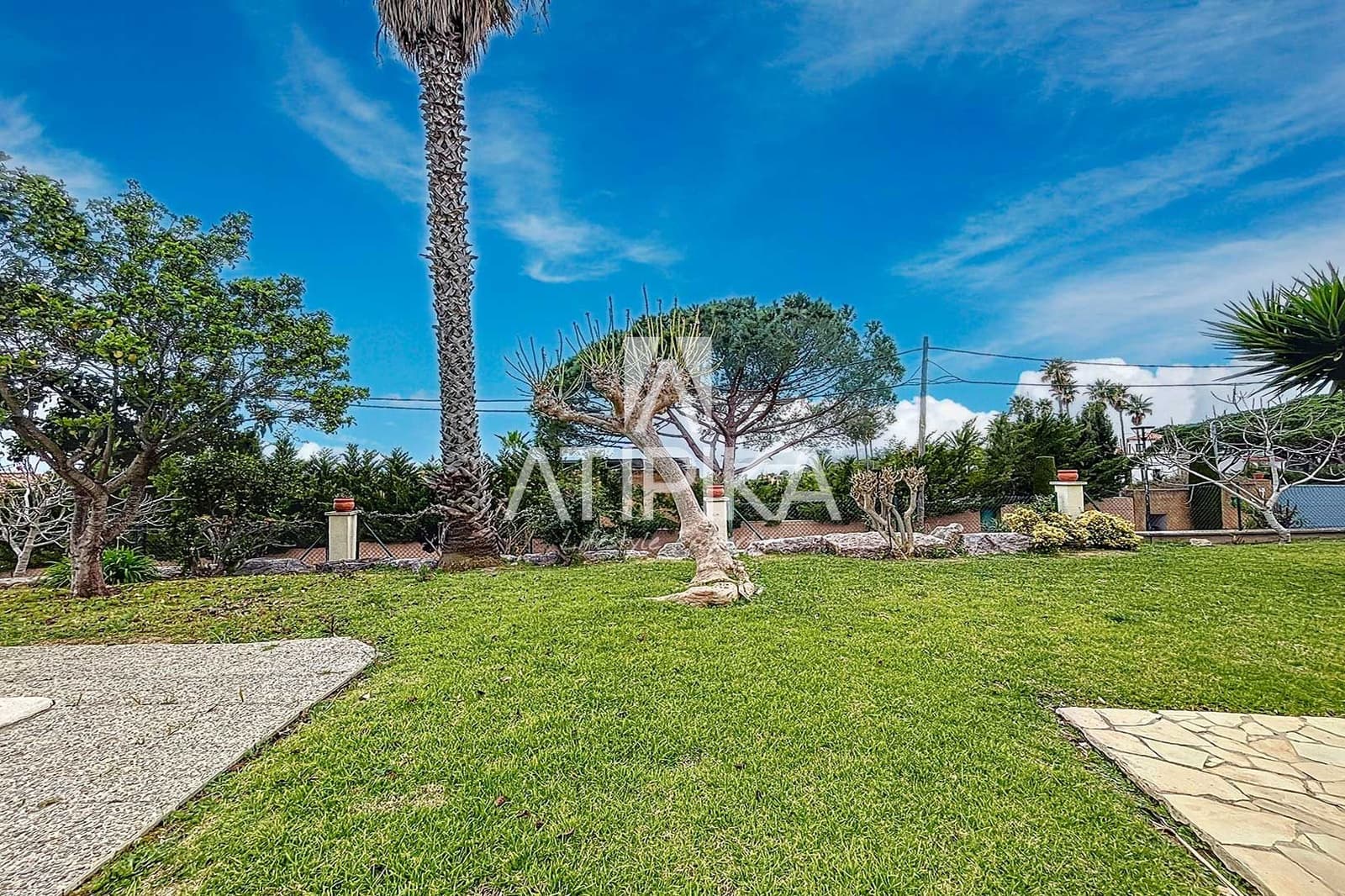 7 soveværelse Villa til salg i Lloret de Mar med swimmingpool - € 840.000 (Ref: 9941414)