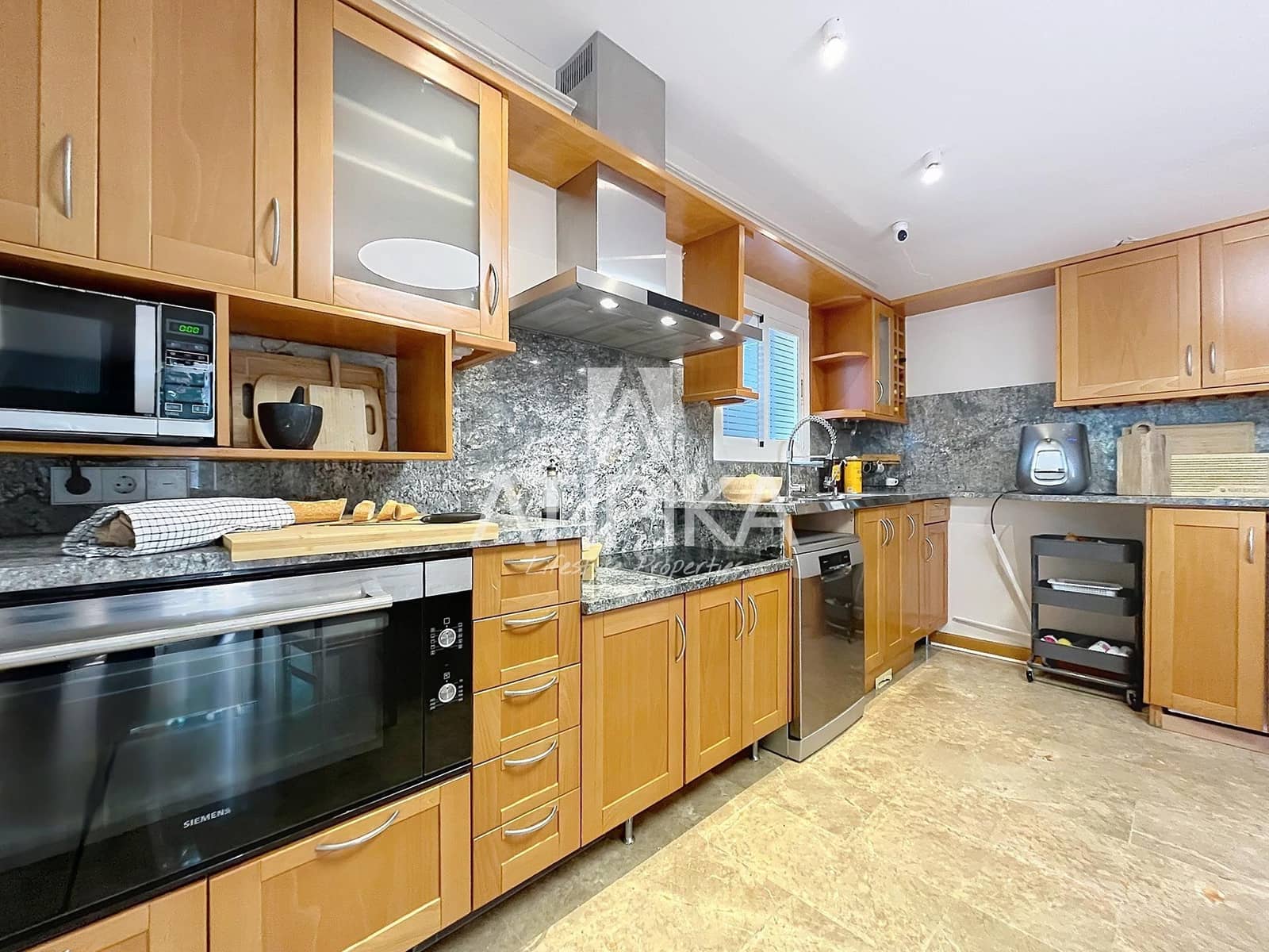 7 Zimmer Villa zu vermieten in Castelldefels mit Pool Garage - 8.900 € (Ref: 9941417)