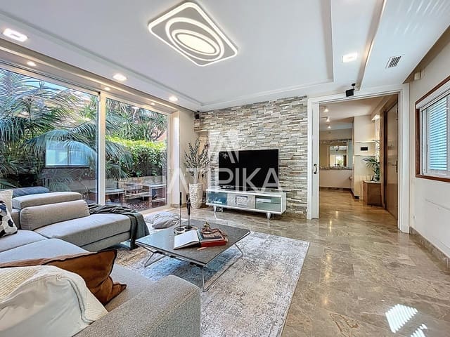 7 slaapkamer Villa te huur in Castelldefels met zwembad garage - € 8.900 (Ref: 9941417)
