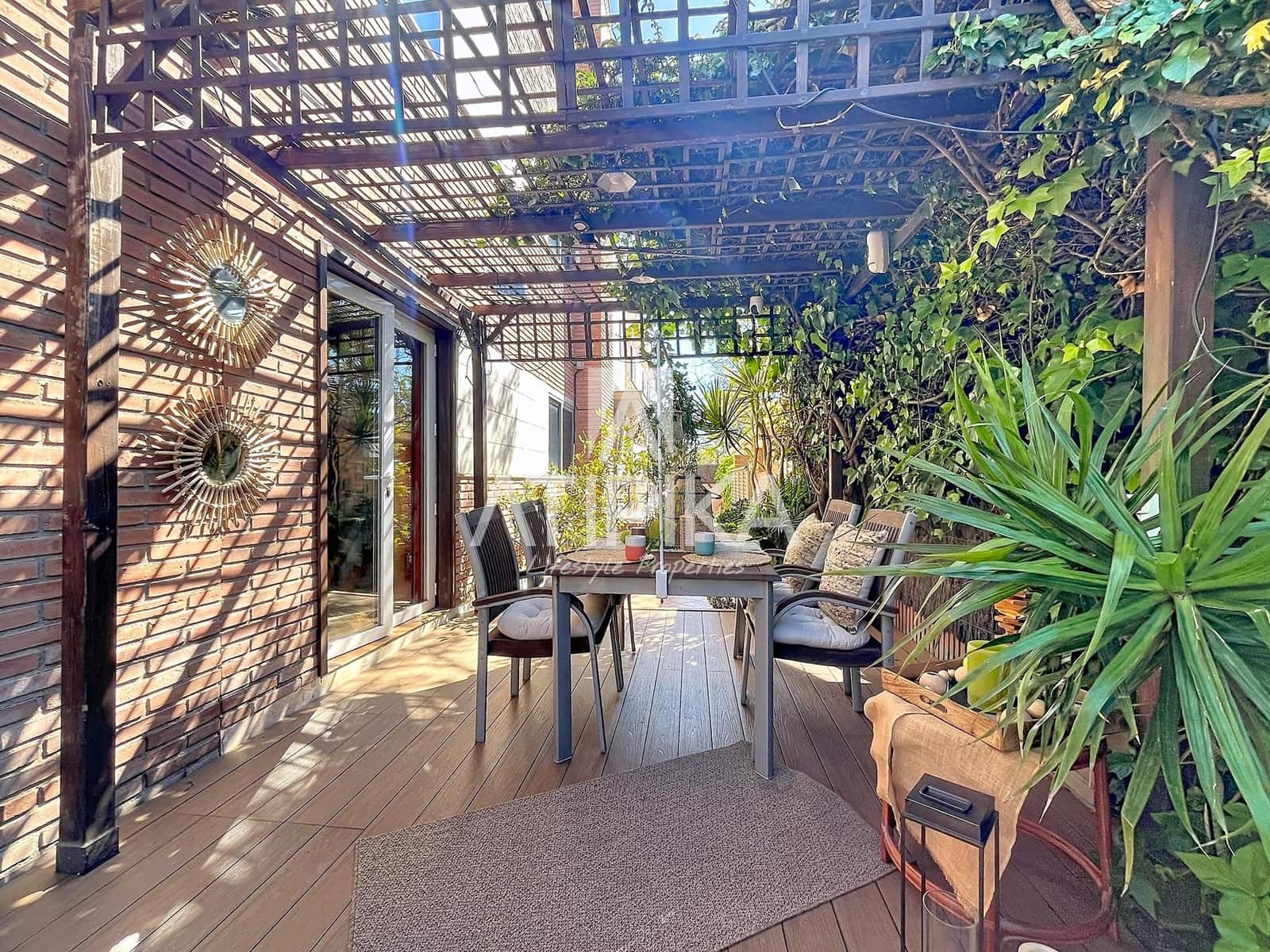 7 Zimmer Villa zu vermieten in Castelldefels mit Pool Garage - 8.900 € (Ref: 9941417)