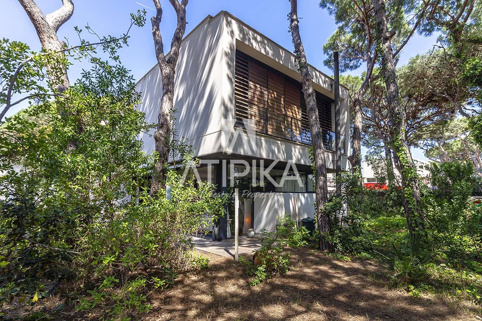 Villa till salu i Gava med pool - 3 250 000 € (Ref: 9941418)