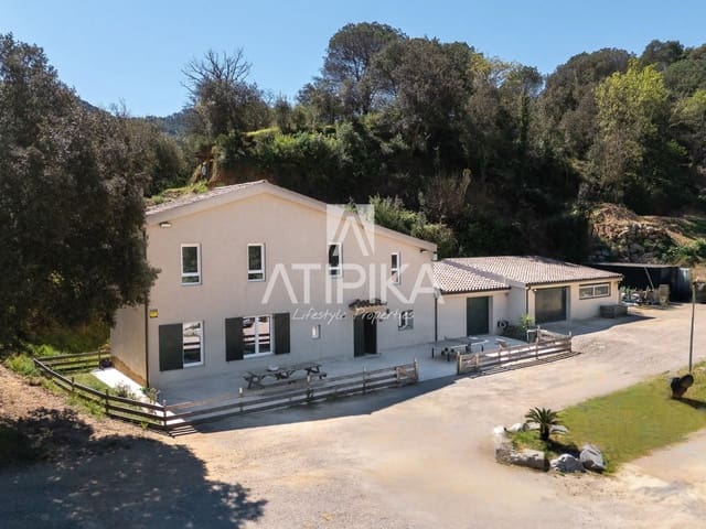 3 quarto Quinta/Casa Rural para venda em Argentona com piscina - 1 000 000 € (Ref: 9941426)