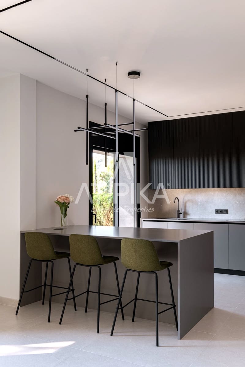 5 slaapkamer Villa te koop in Castelldefels met zwembad - € 2.290.000 (Ref: 9941434)
