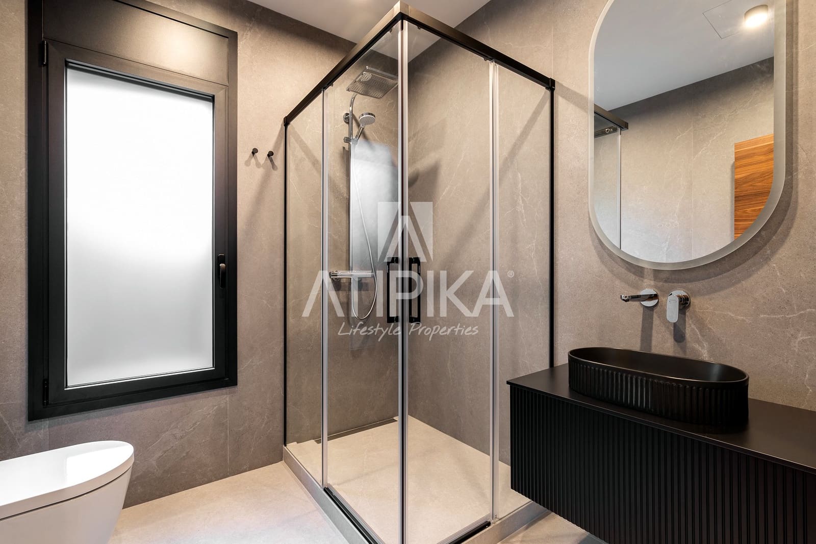 5 slaapkamer Villa te koop in Castelldefels met zwembad - € 2.290.000 (Ref: 9941434)
