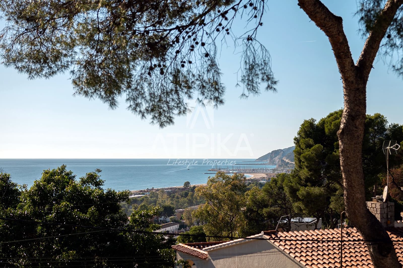 5 slaapkamer Villa te koop in Castelldefels met zwembad - € 2.290.000 (Ref: 9941434)