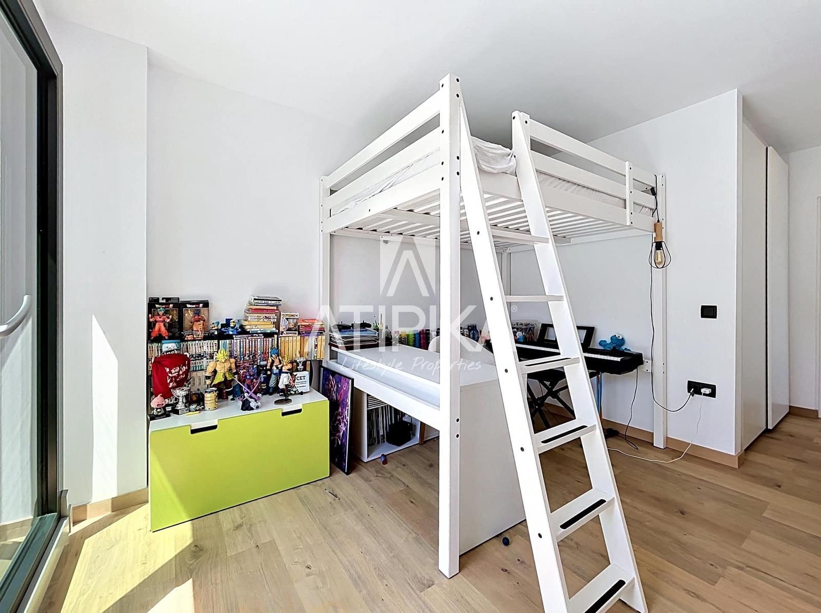4 chambre Villa/Maison à vendre à Sant Pere de Ribes avec piscine - 1 100 000 € (Ref: 9941435)