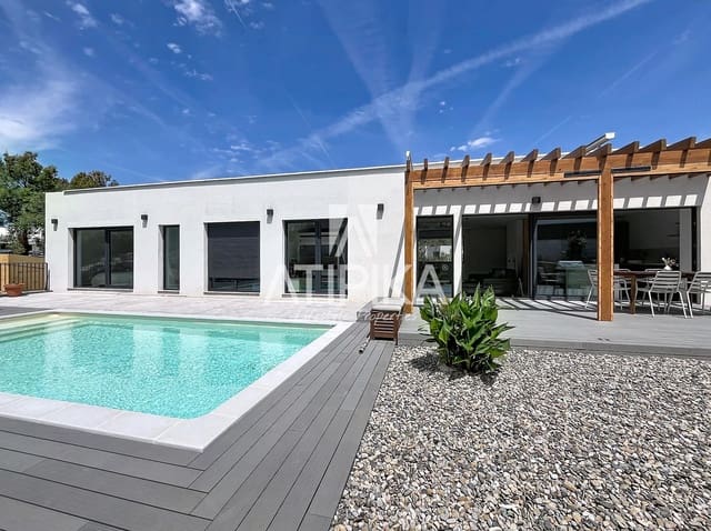 4 chambre Villa/Maison à vendre à Sant Pere de Ribes avec piscine - 1 100 000 € (Ref: 9941435)