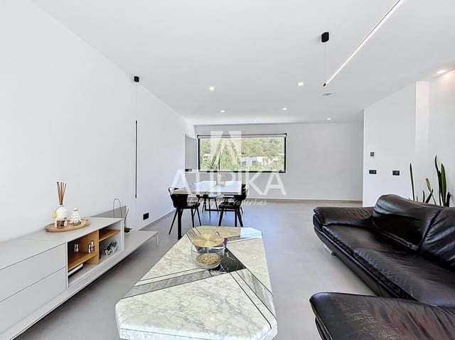 4 chambre Villa/Maison à vendre à Sant Pere de Ribes avec piscine - 1 100 000 € (Ref: 9941435)