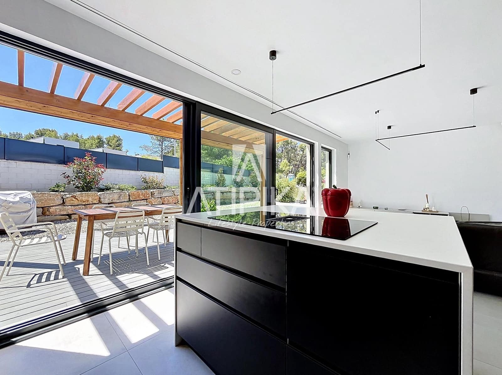 4 chambre Villa/Maison à vendre à Sant Pere de Ribes avec piscine - 1 100 000 € (Ref: 9941435)