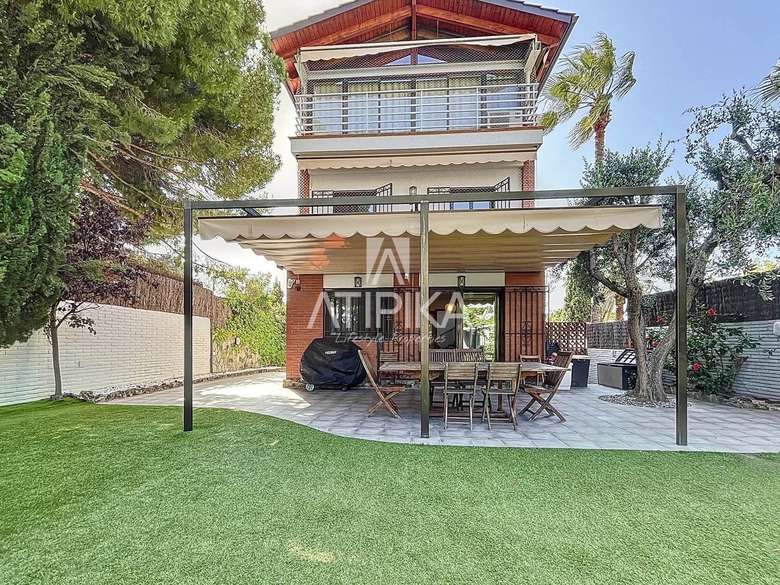 5 makuuhuone Huvila vuokrattavana paikassa Castelldefels mukana uima-altaan 
autotalli - 5 900 € (Ref: 9941436)