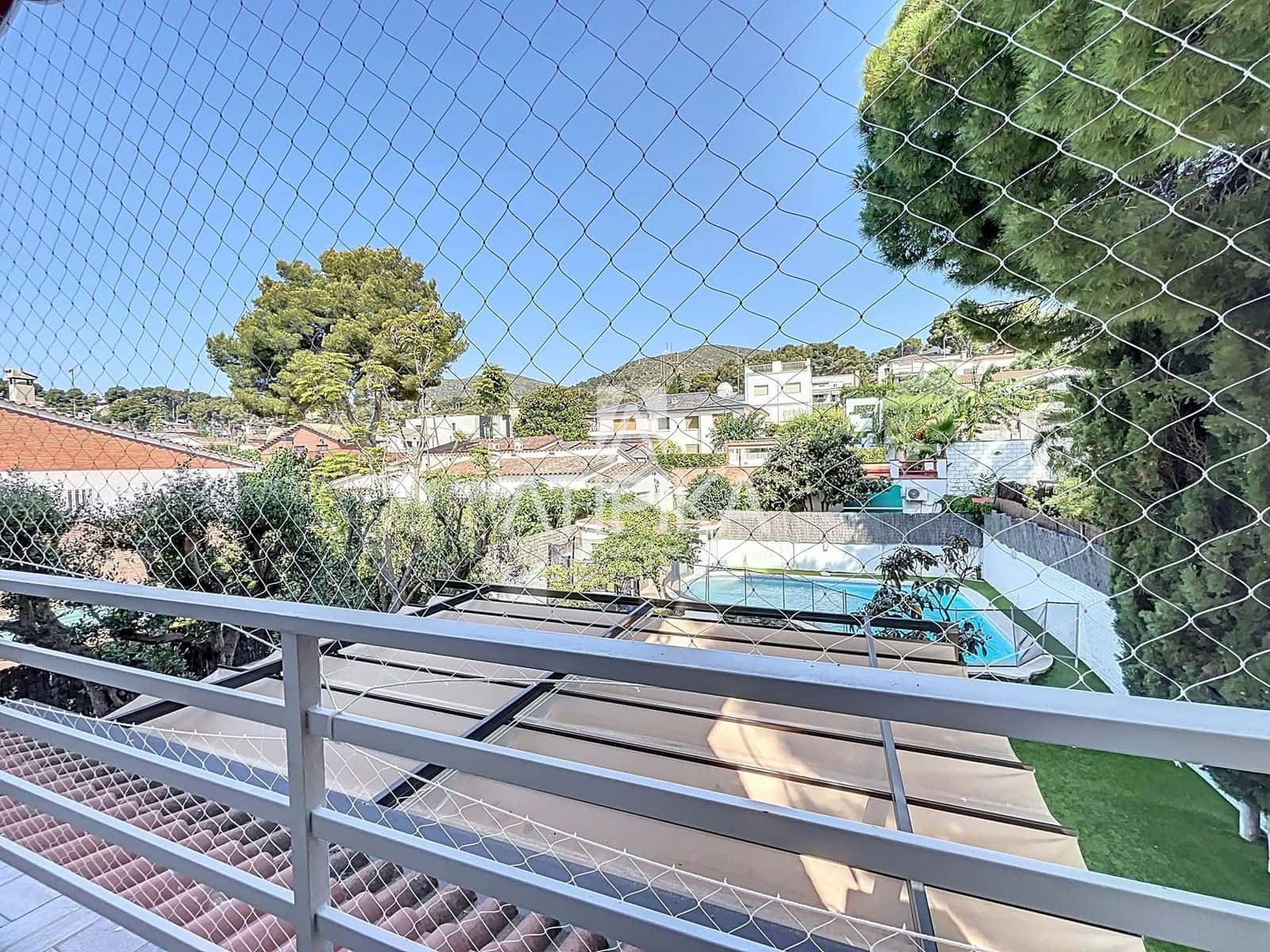 5 makuuhuone Huvila vuokrattavana paikassa Castelldefels mukana uima-altaan 
autotalli - 5 900 € (Ref: 9941436)