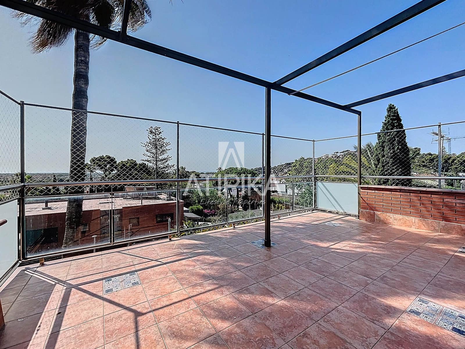 5 makuuhuone Huvila vuokrattavana paikassa Castelldefels mukana uima-altaan 
autotalli - 5 900 € (Ref: 9941436)