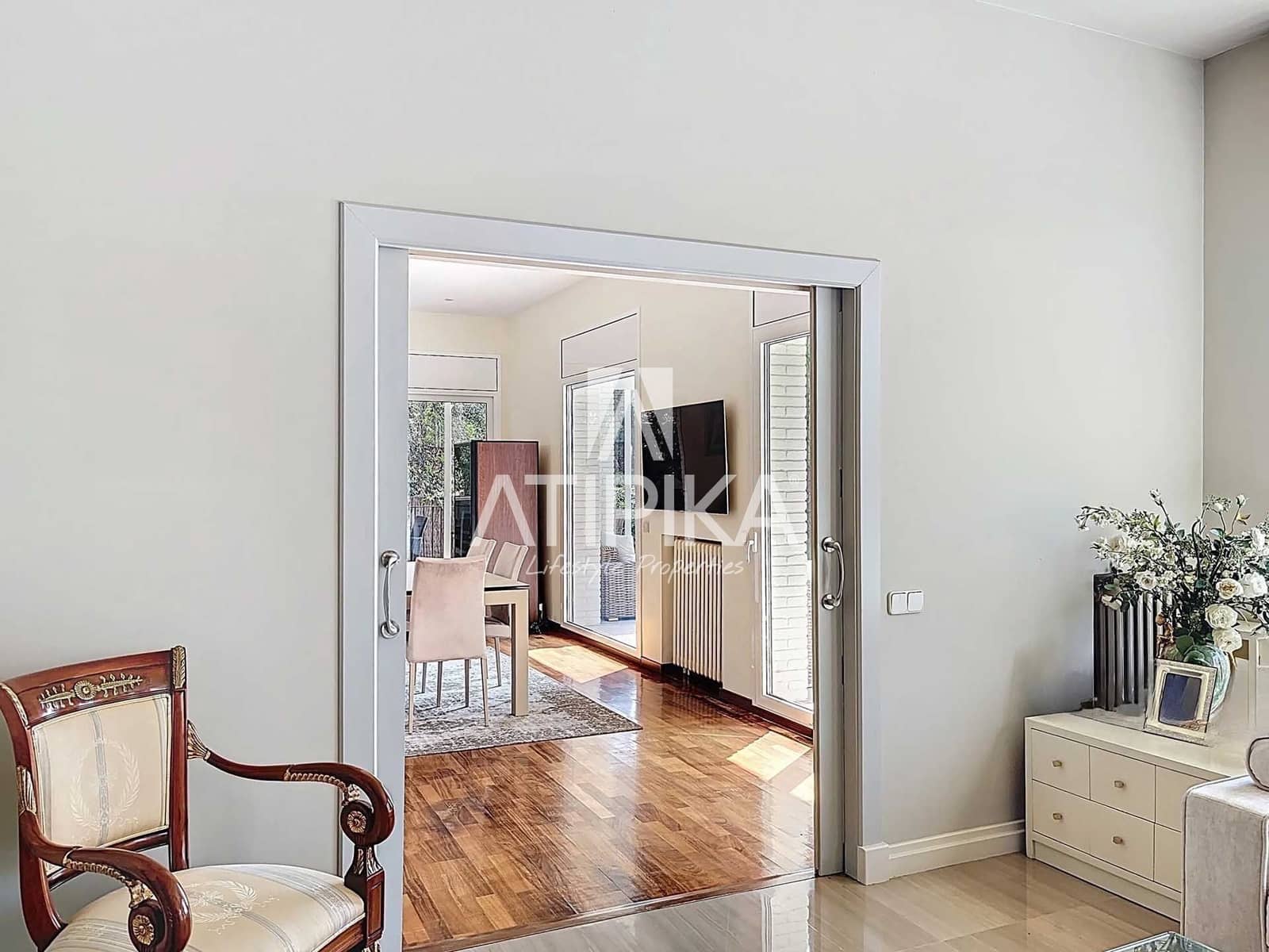 5 soverom Villa til leie i Barcelona by med svømmebasseng garasje - € 16 000 (Ref: 9941438)