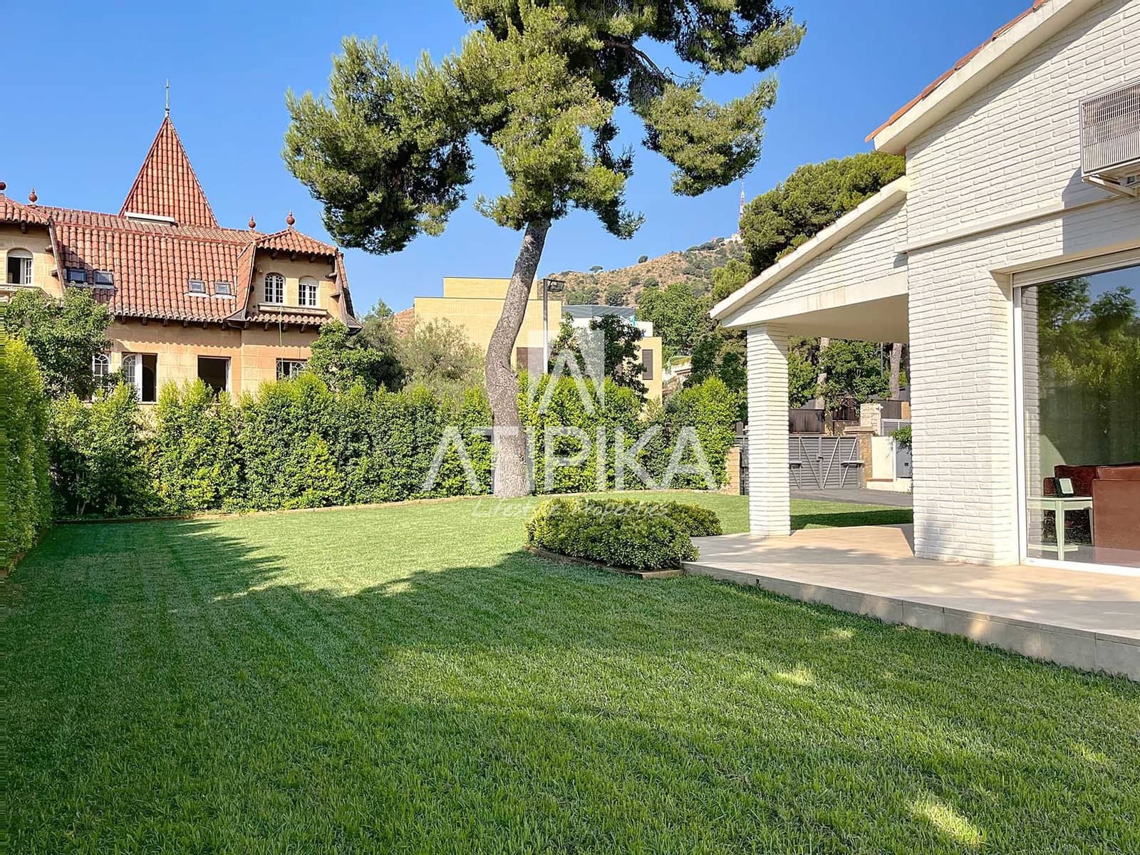 5 soverom Villa til leie i Barcelona by med svømmebasseng garasje - € 16 000 (Ref: 9941438)