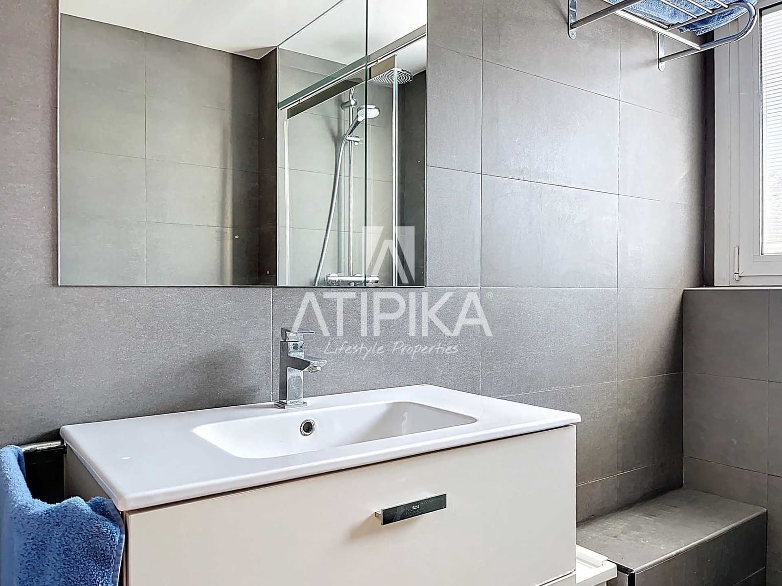 5 soverom Villa til leie i Barcelona by med svømmebasseng garasje - € 16 000 (Ref: 9941438)