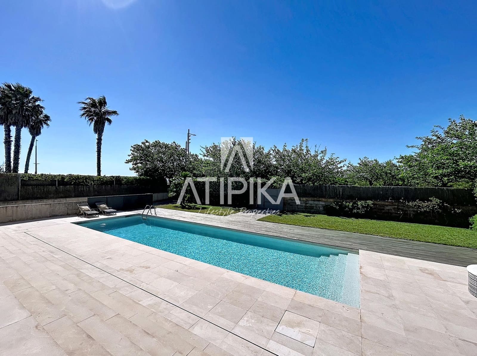 6 soveværelse Villa til salg i Gava med swimmingpool - € 8.484.000 (Ref: 9941439)