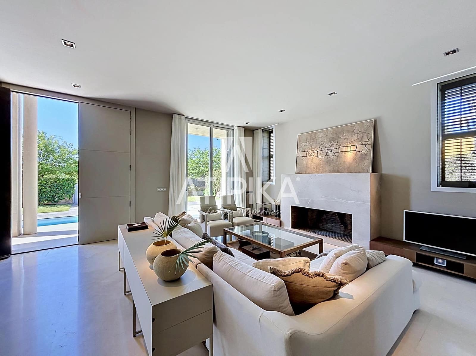 6 soveværelse Villa til salg i Gava med swimmingpool - € 8.484.000 (Ref: 9941439)